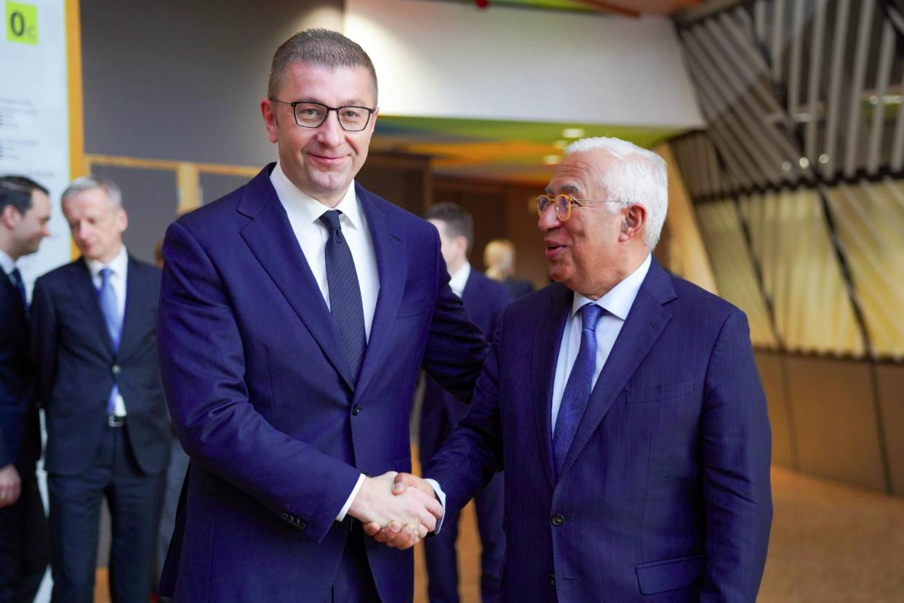 Средба Мицкоски-Кошта: Разговори за гасен интерконектор со Србија и Косово, решавање на тарифите за челикот на македонските производители