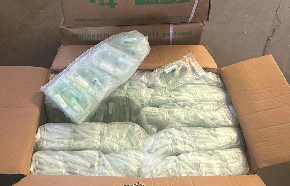 Царинската управа заплени 2.500 ризични инфузиски медицински сета