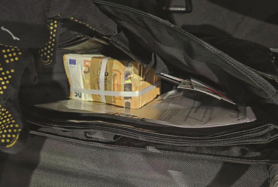 Запленети 84.000 евра на Табановце: Српски државјанин фатен во обид за нелегален износ на девизи