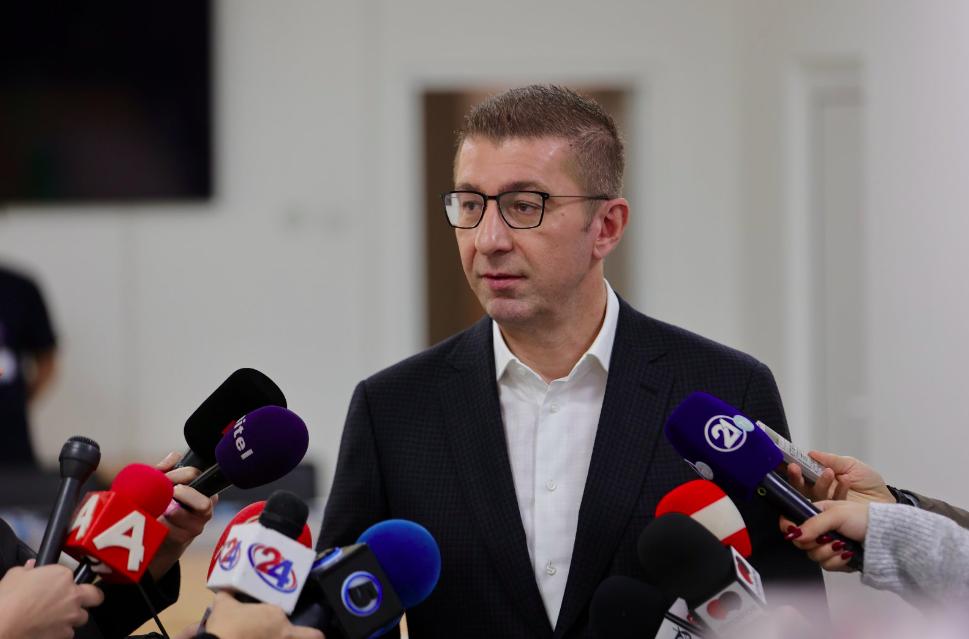 Мицкоски одбива покачување на платите на судиите и обвинителите