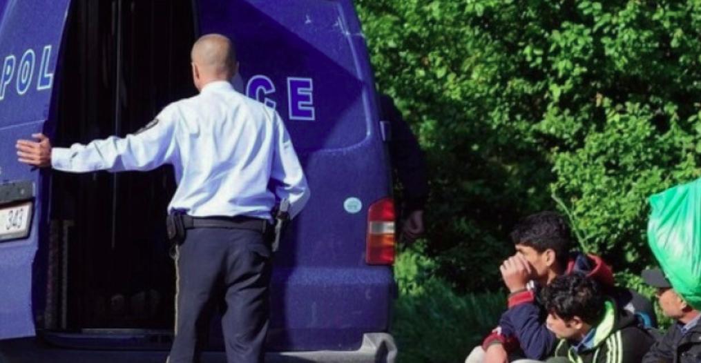 Акција на МВР: Уапсен албански државјанин кој криумчарел мигранти