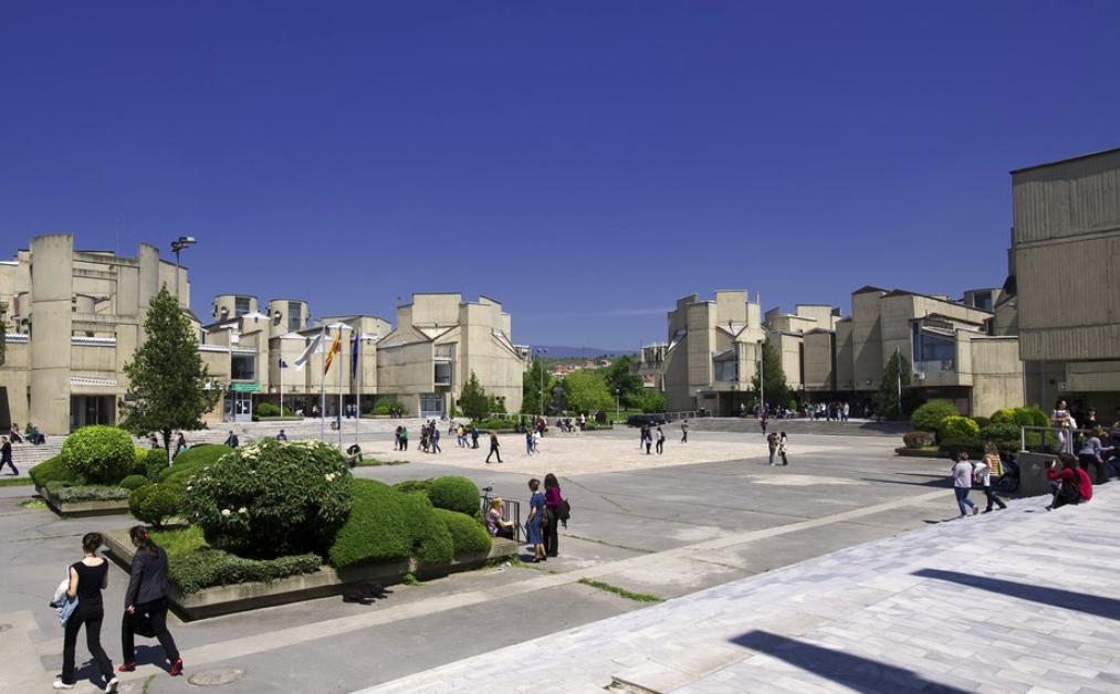 Македонија доби 245 нови доктори на науки: Жените доминираат во високото образование